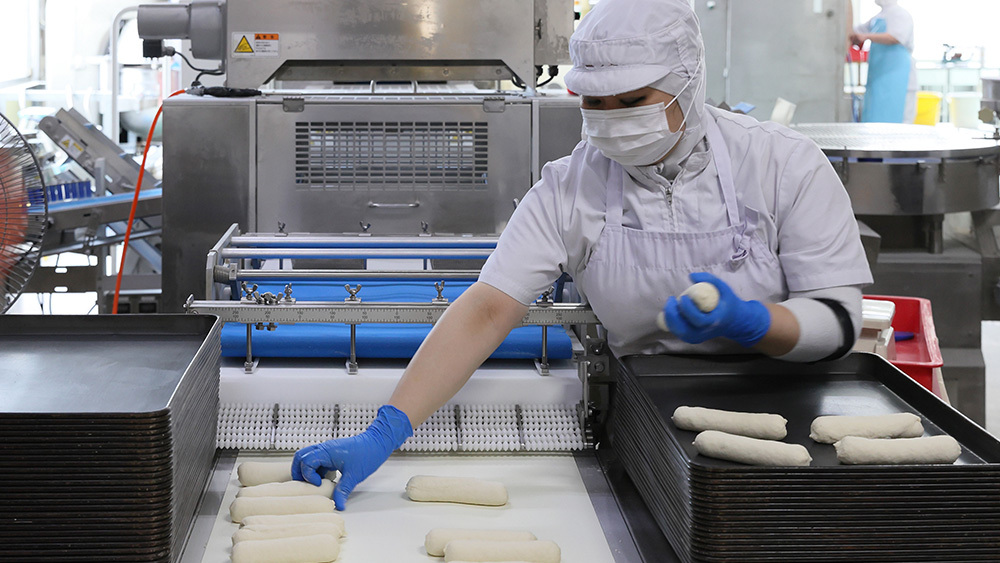 パン生地を置いている